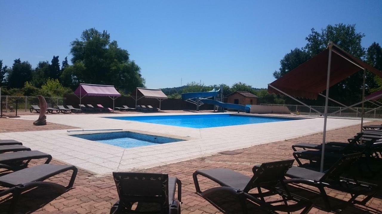 Camping Paradis Le Rocher De La Granelle Le Bugue Kültér fotó